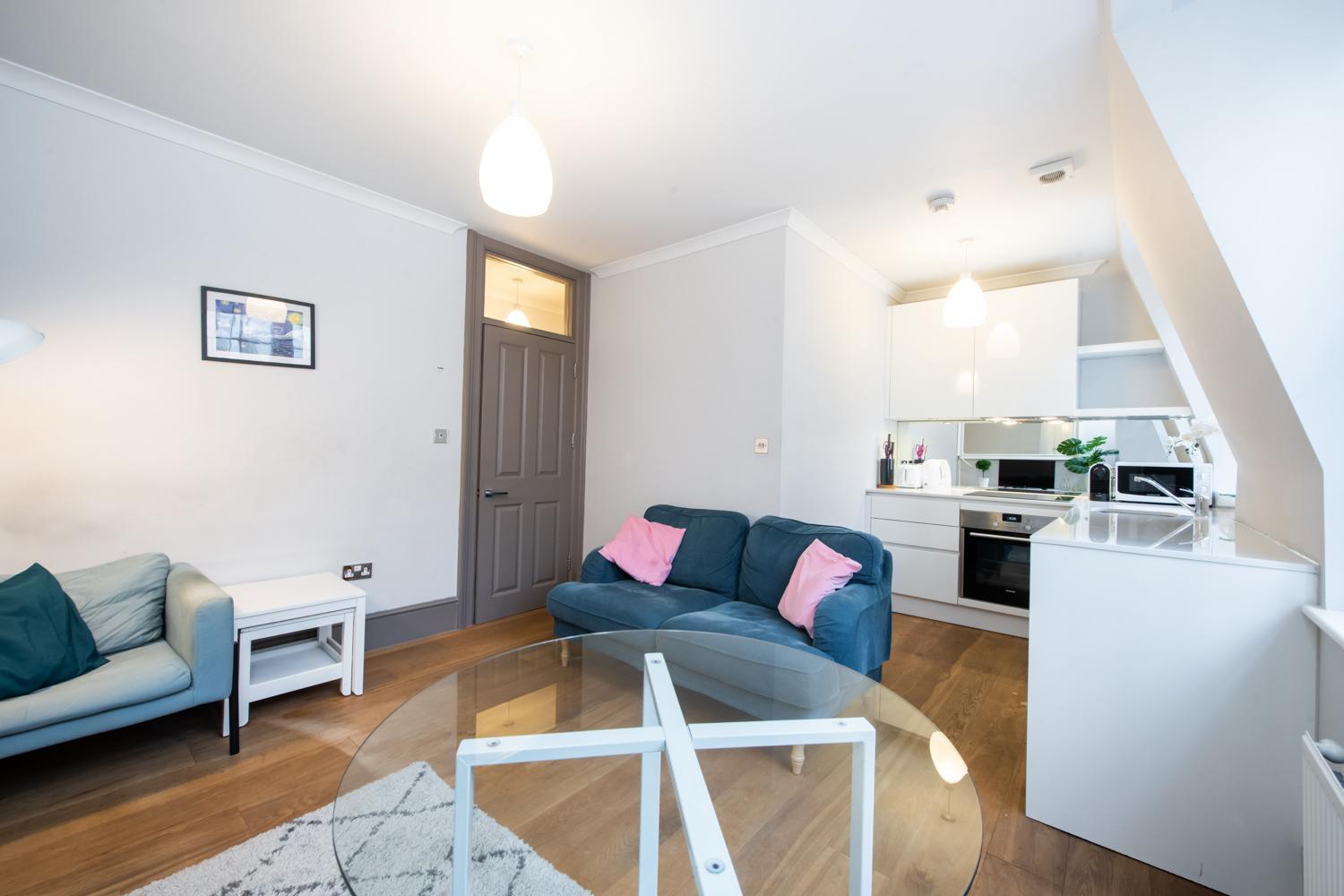 2bed Cosy Flat In Vibrant Fitzrovia Appartement